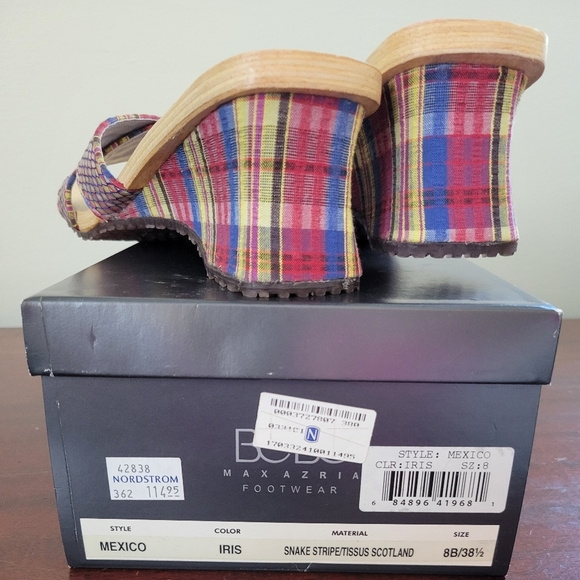 NWT BCBG Maxazria randbow snake skin wedge sandal heel with box size 8 - Picture 8 of 9